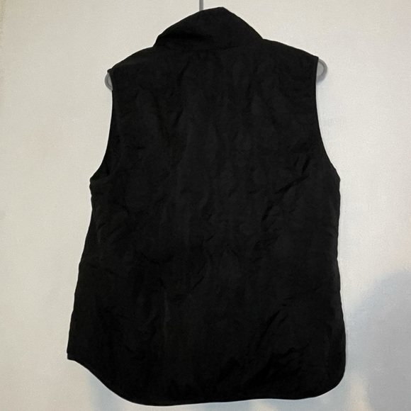 OLD NAVY BLACK BASIC VEST - Picture 4 of 4